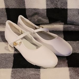 Girls Theatricals dance TAP character shoes in white size 3M hardly worn!